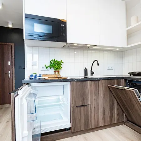 アパート Mianowskiego 24 Red - Wifi Smart Tv W Pelni Wyposazona Kuchnia ワルシャワ