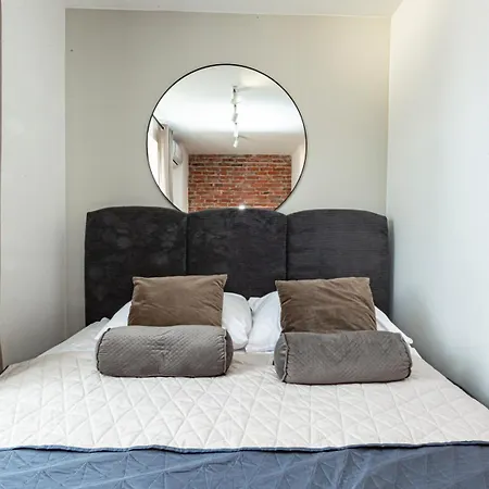 Mianowskiego 24 Red - Wifi Smart Tv W Pelni Wyposazona Kuchnia Apartment