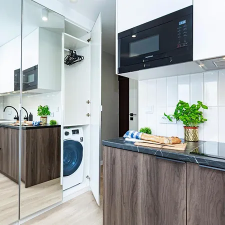 Mianowskiego 24 Red - Wifi Smart Tv W Pelni Wyposazona Kuchnia Apartament Warszawa
