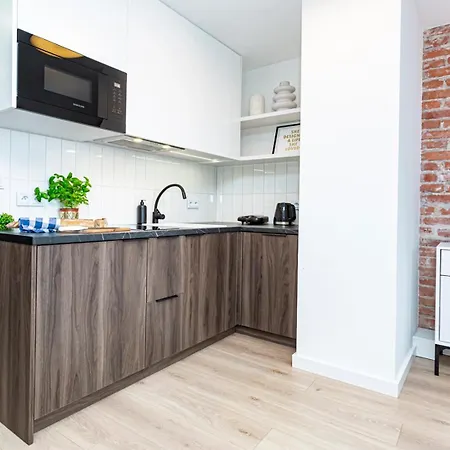 Apartmán Mianowskiego 24 Red - Wifi Smart Tv W Pelni Wyposazona Kuchnia Varšava