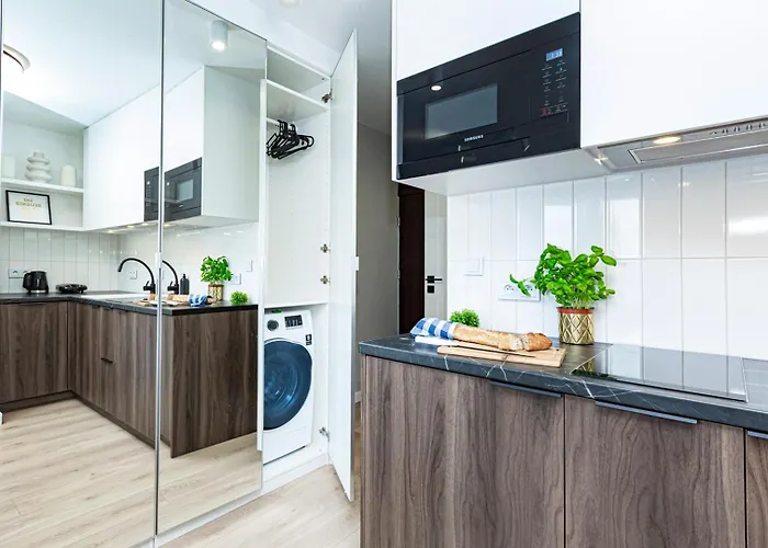 Mianowskiego 24 Red - Wifi Smart Tv W Pelni Wyposazona Kuchnia Apartment Warsaw