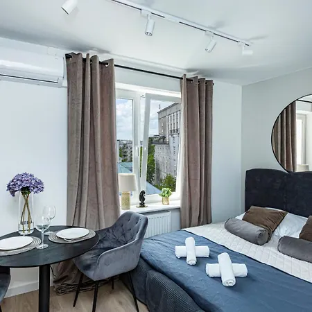 Mianowskiego 24 Red - Wifi Smart Tv W Pelni Wyposazona Kuchnia Διαμέρισμα